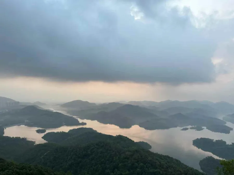 夜爬中山五桂山狮头山